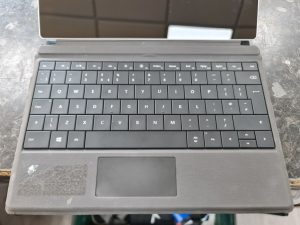 Microsoft Surface 3 Model 1645 AMD x7-Z8700 CPU 4GB RAM 64GB SSD Windows 11 - Image 8