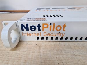 NetPilot Internet Security Globemaster R2500 - 500 Users - Image 3