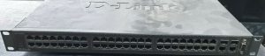 D-Link DES-3250TG 48-Port 10/100 Network Switch No Brackets - Image 3
