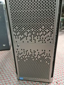 HP Proliant ML350P Gen 8 Xeon E5-2620 CPU 64GB RAM 8 x 450 10k SAS