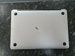 MacBook Air 1 3’’ Early 2015 Intel Core i5 4GB RAM Good Screen - Image 3