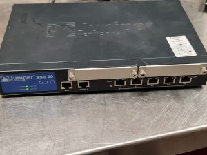 Juniper SSG20 SSG-20-SB Secure Services Gateway Firewall With Power Brick